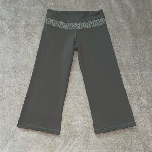 Lululemon vintage wide leg crop drawstring legging - Picture 1 of 7